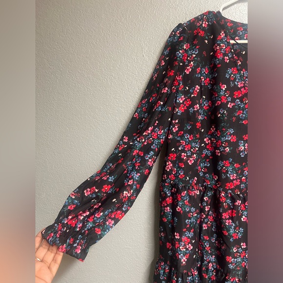 Time and Tru Vneck Dress, new - Picture 3 of 5